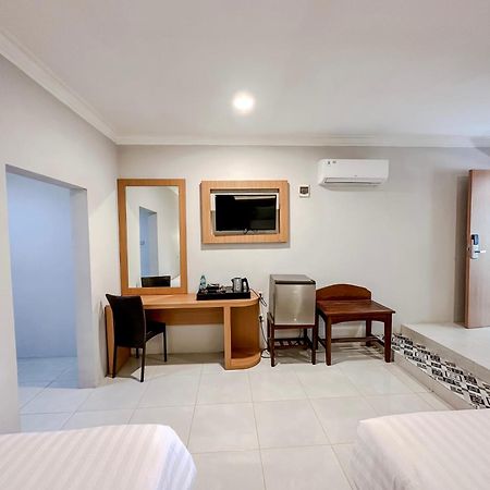 Votel Manyar Resort Banyuwangi Ketapang  エクステリア 写真