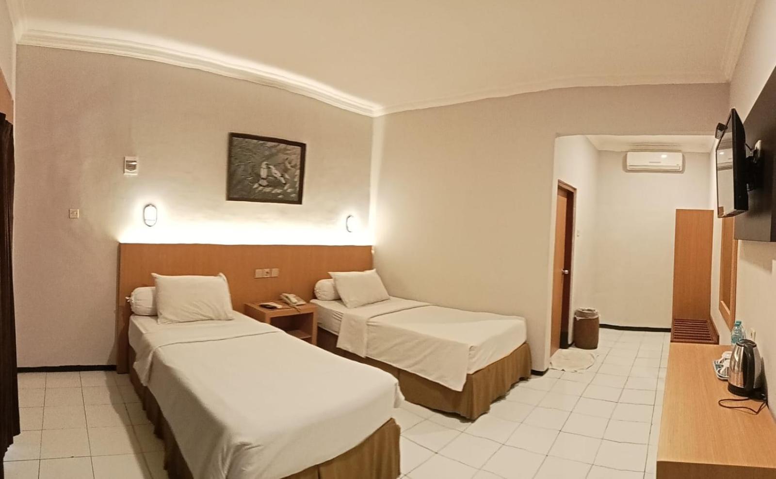 Votel Manyar Resort Banyuwangi Ketapang  エクステリア 写真