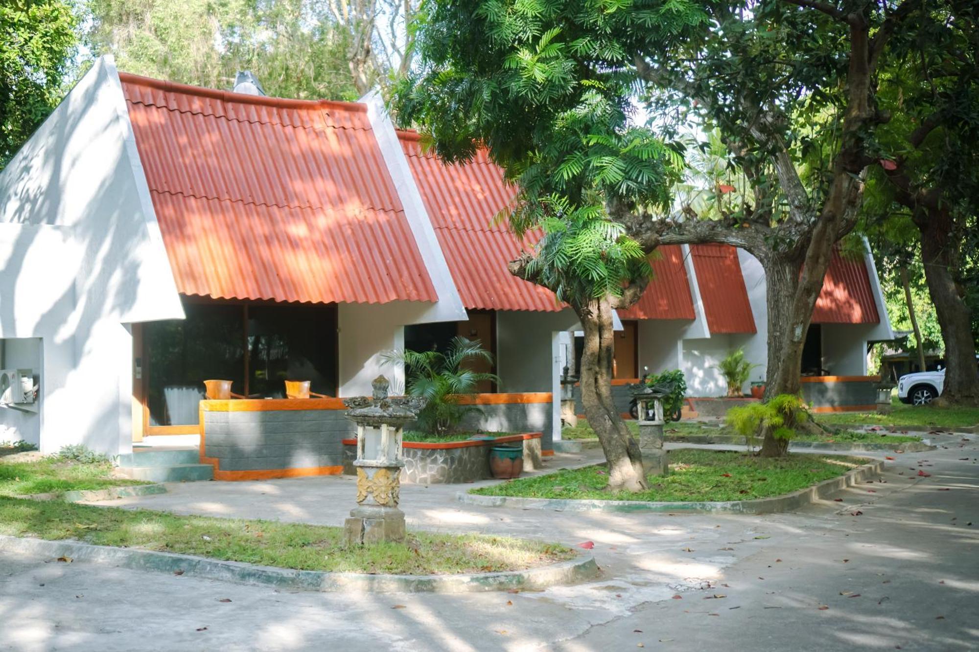 Votel Manyar Resort Banyuwangi Ketapang  エクステリア 写真