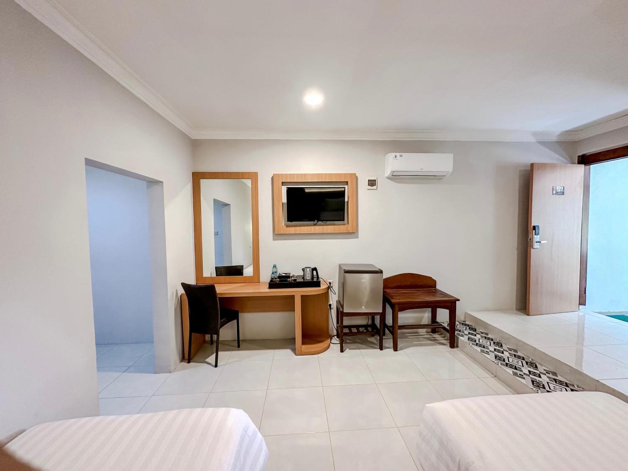 Votel Manyar Resort Banyuwangi Ketapang  エクステリア 写真